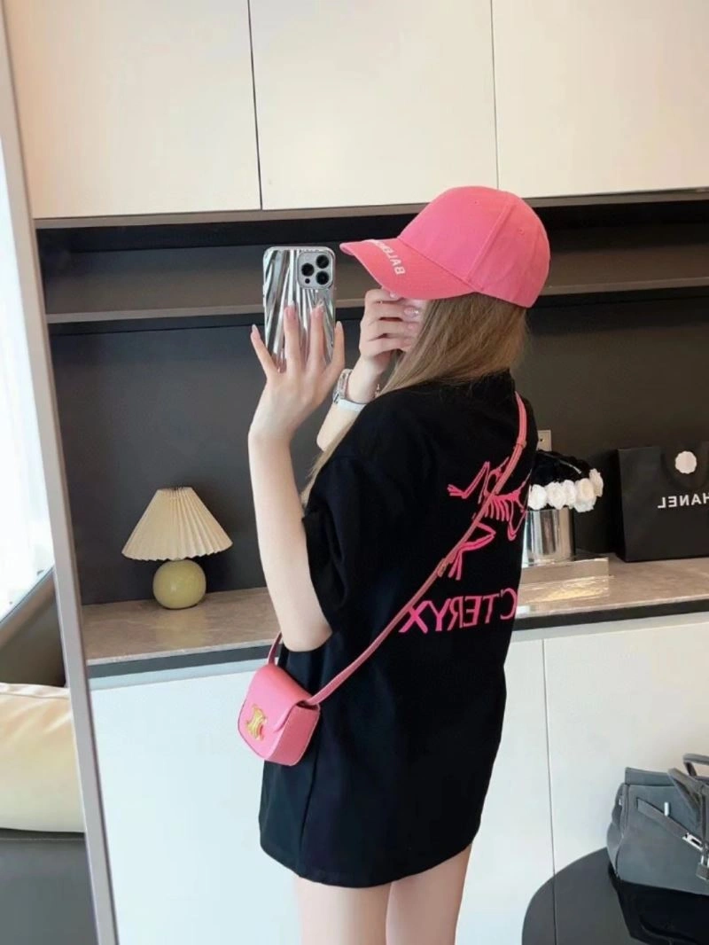 Louis Vuitton T-Shirts Vibrant 136280