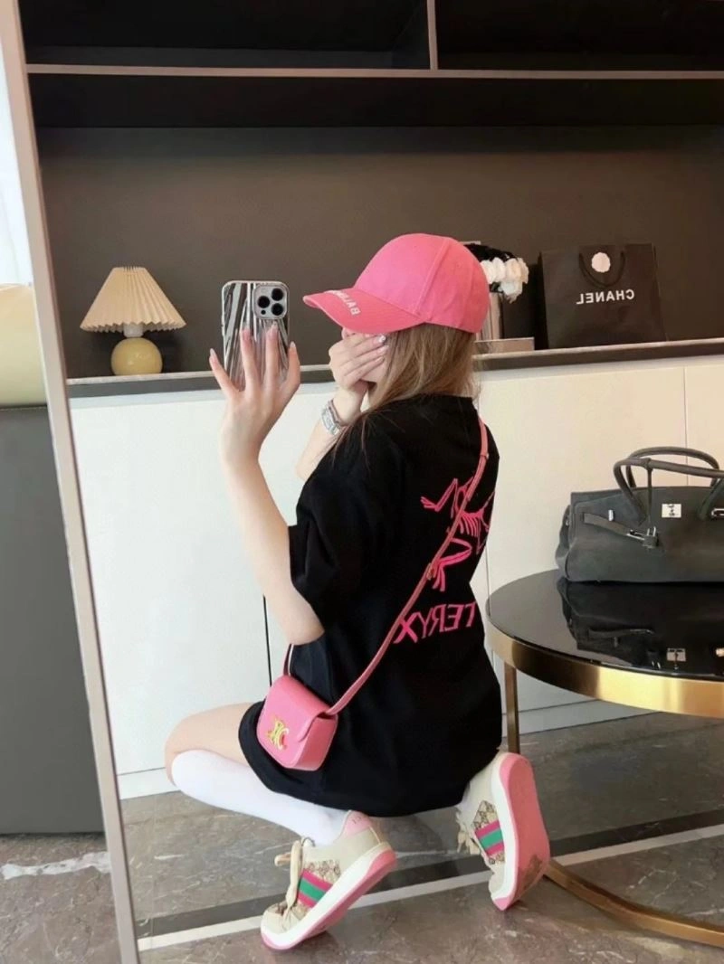 Louis Vuitton T-Shirts Vibrant 136280