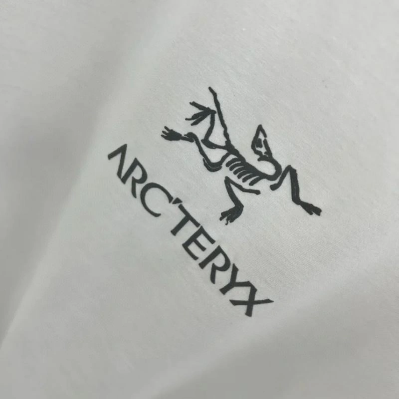Louis Vuitton T-Shirts Vibrant 136280