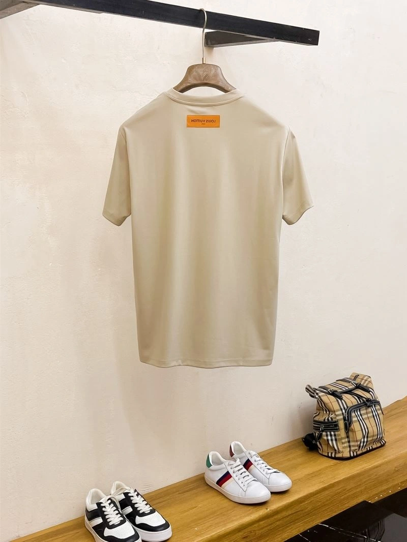 Louis Vuitton T-Shirts ComfortFit 136276