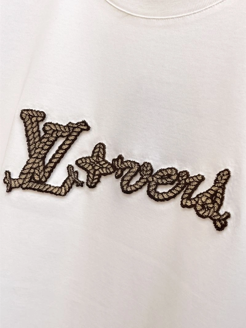 Trendsetting Louis Vuitton T-Shirts 136274