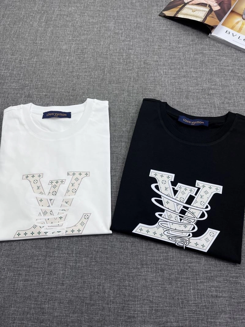 Flexible Louis Vuitton T-Shirts 136278