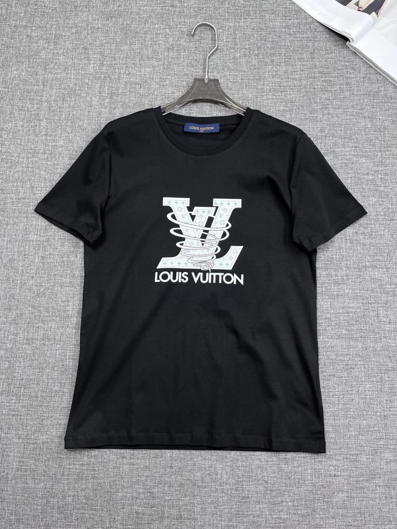 Flexible Louis Vuitton T-Shirts 136278