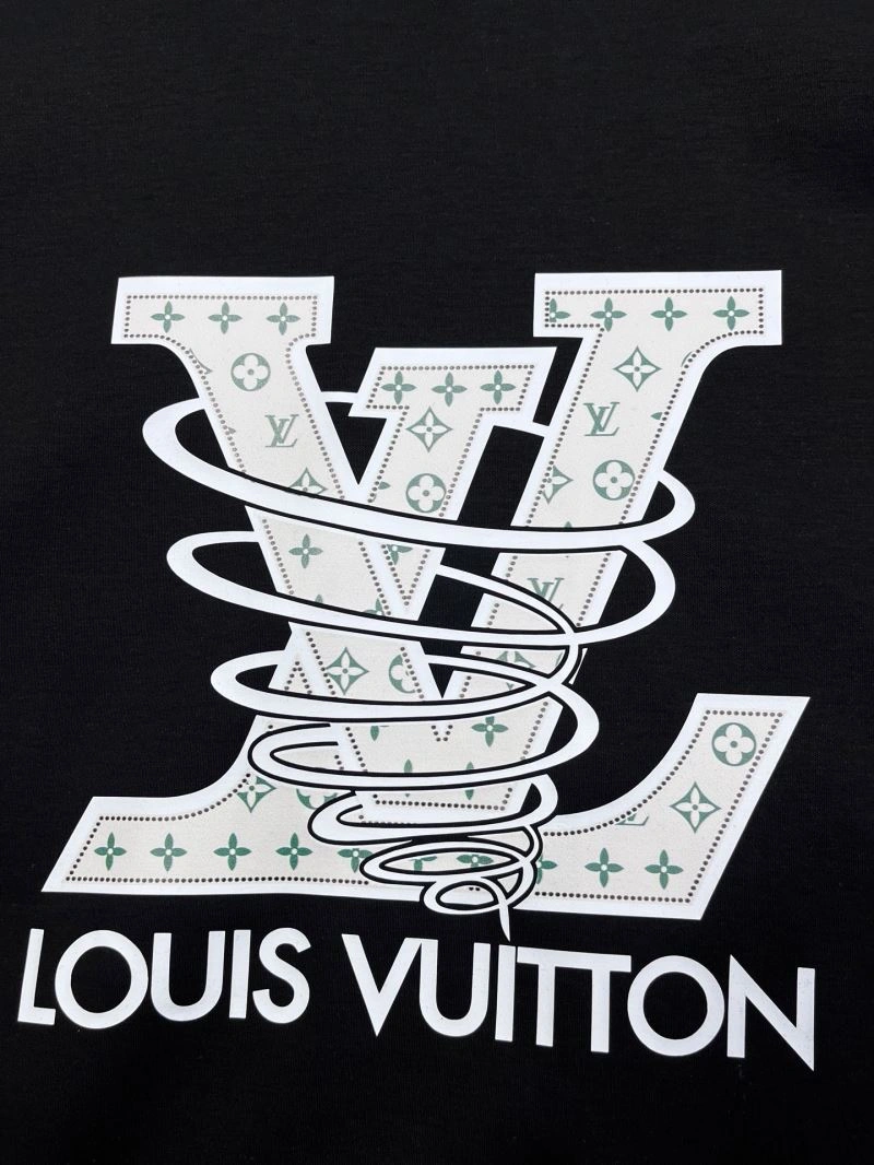Flexible Louis Vuitton T-Shirts 136278
