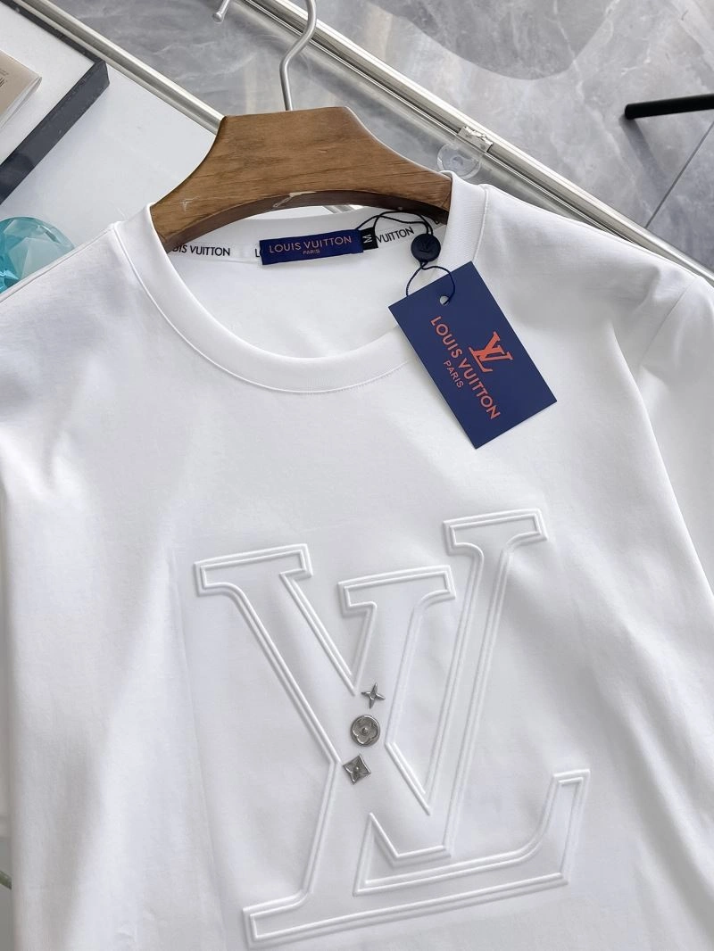 Louis Vuitton T-Shirts TechFriendly 136267