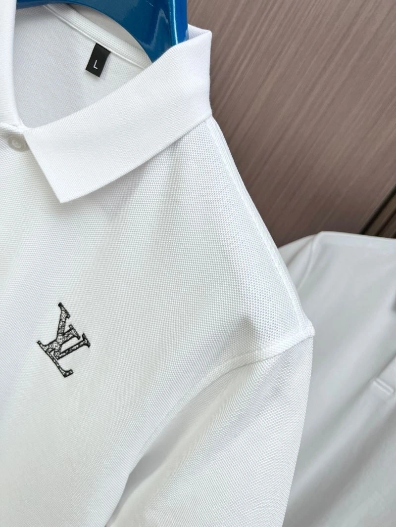 Stretchable Louis Vuitton T-Shirts 136268