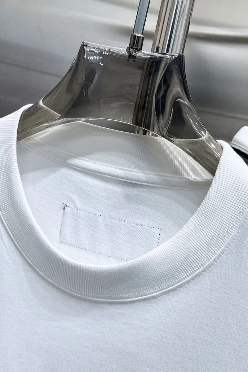 WellDesigned Louis Vuitton T-Shirts 136262