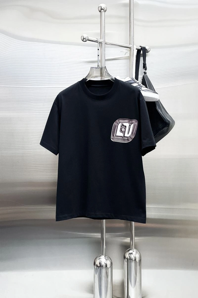 ZipUp Louis Vuitton T-Shirts 136265