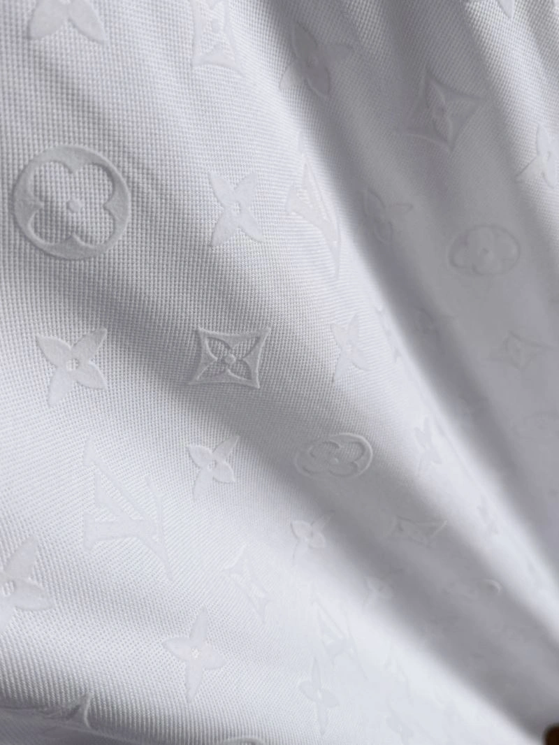 Louis Vuitton T-Shirts Soft 136251