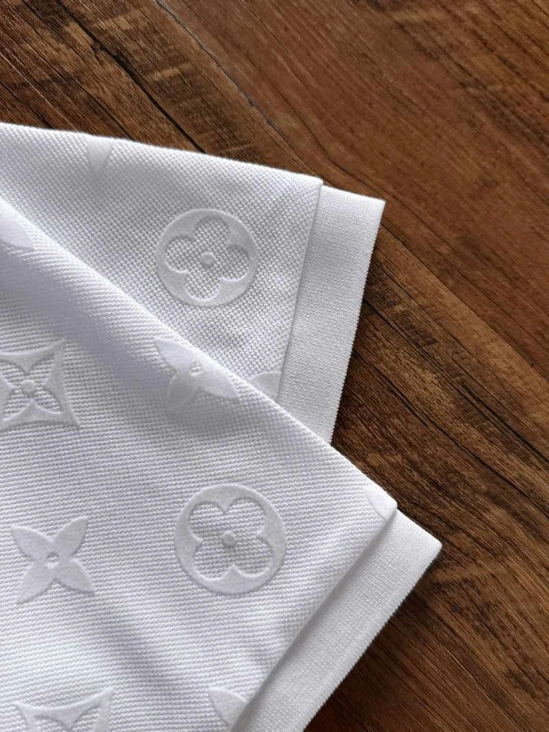 Louis Vuitton T-Shirts Soft 136251