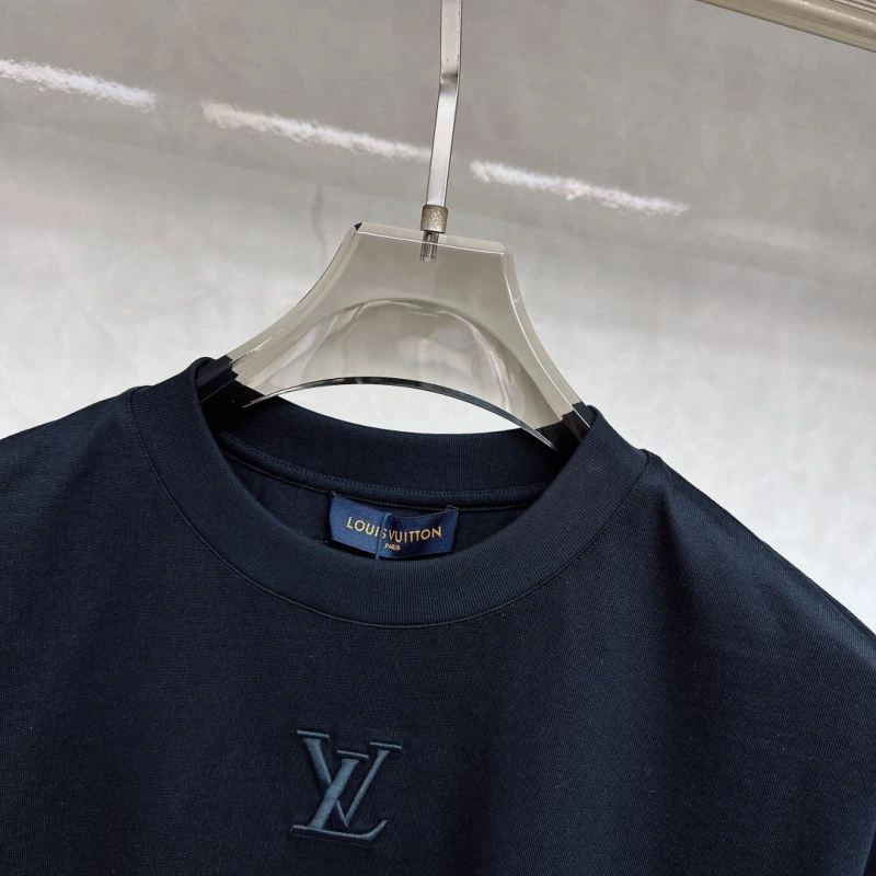 Timeless Louis Vuitton T-Shirts 136248