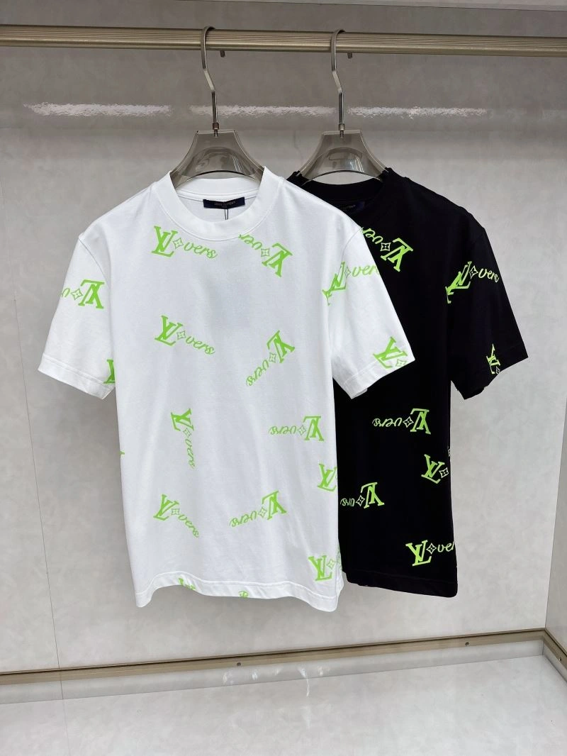 AllSeason Louis Vuitton T-Shirts 136249