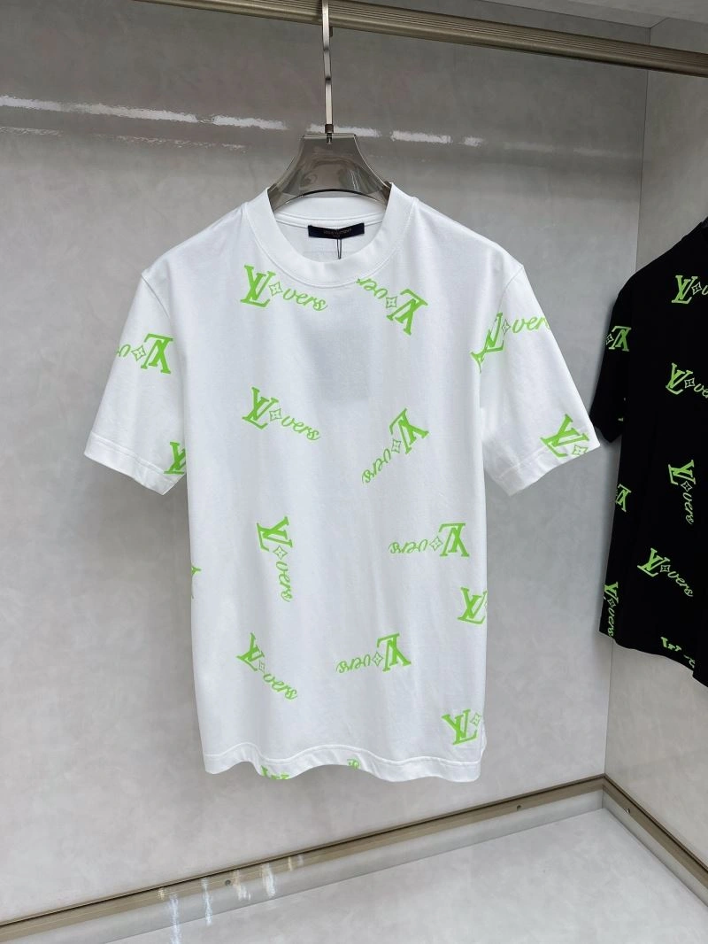 AllSeason Louis Vuitton T-Shirts 136249