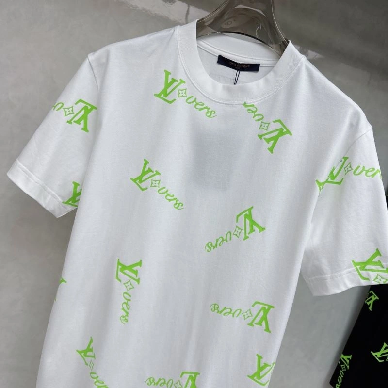 AllSeason Louis Vuitton T-Shirts 136249