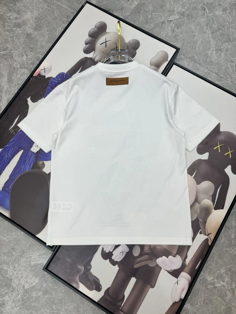 EasyMatch Louis Vuitton T-Shirts 136250