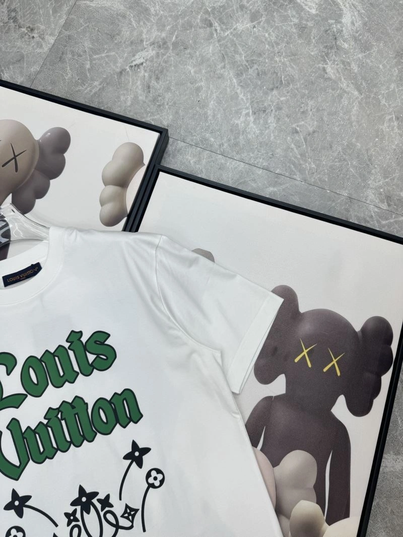 EasyMatch Louis Vuitton T-Shirts 136250