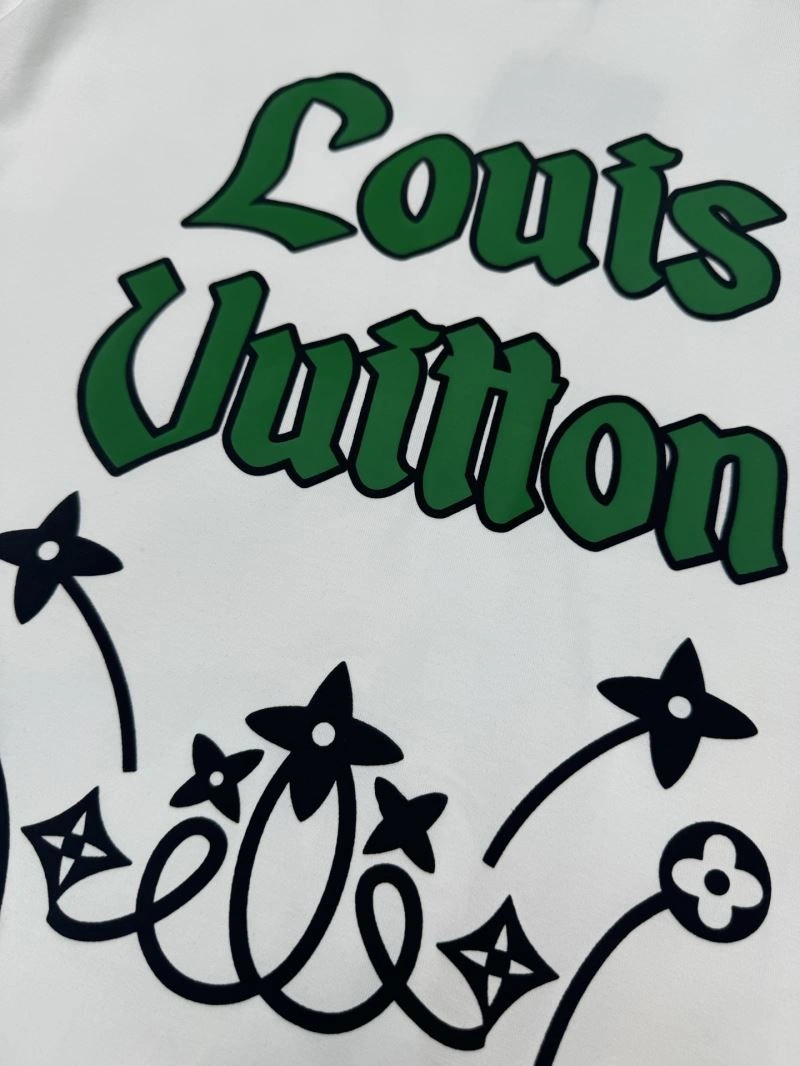 EasyMatch Louis Vuitton T-Shirts 136250