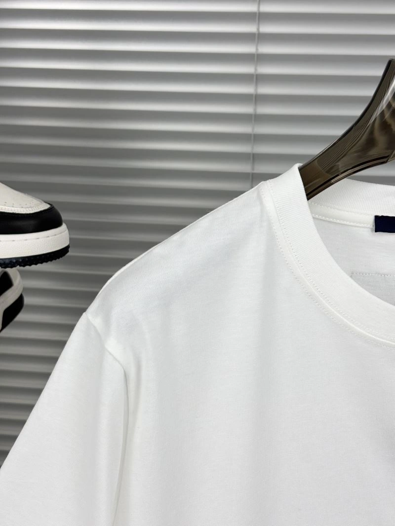 Louis Vuitton T-Shirts Refined 136242