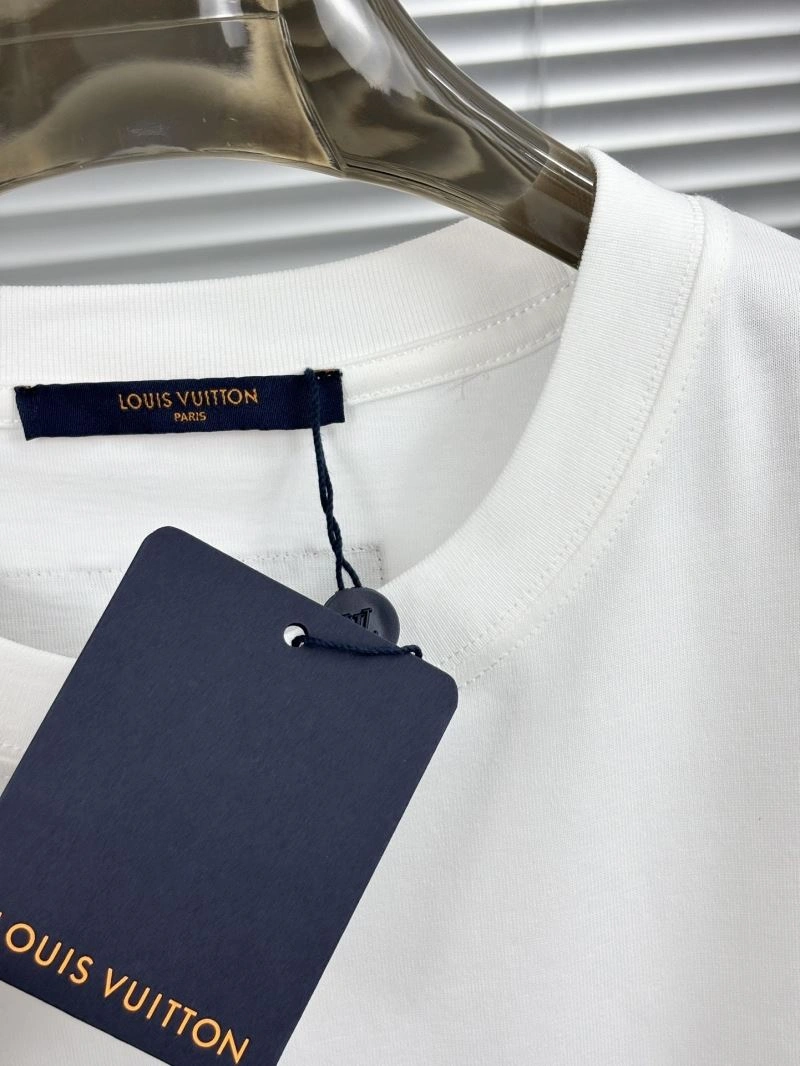 Louis Vuitton T-Shirts Refined 136242