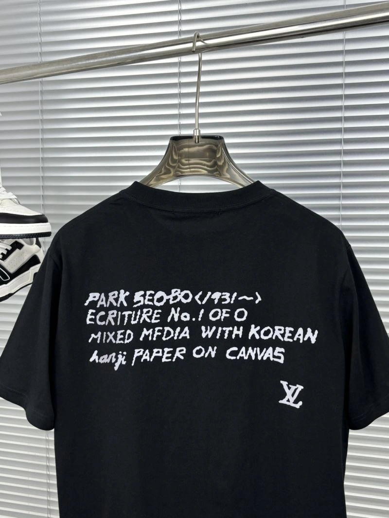 Louis Vuitton T-Shirts UrbanStyle 136230