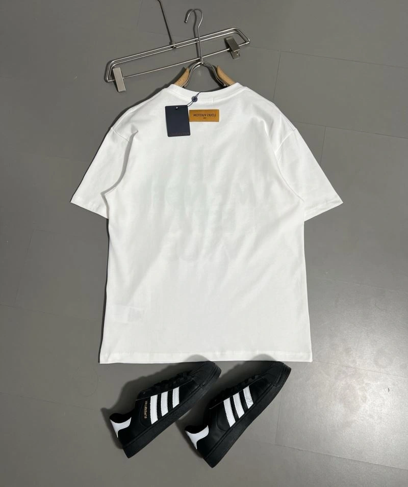 MoistureWicking Louis Vuitton T-Shirts 136221