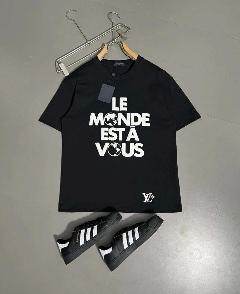 Chic Louis Vuitton T-Shirts 136228