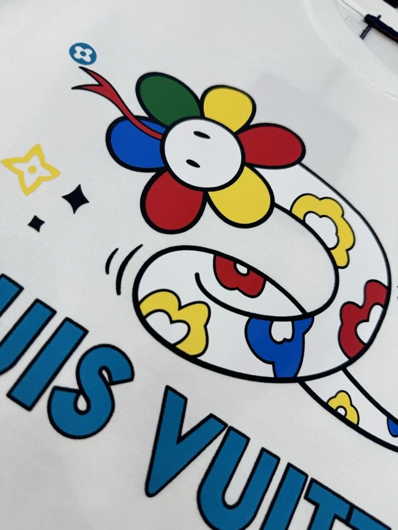 Compact Louis Vuitton T-Shirts 136225