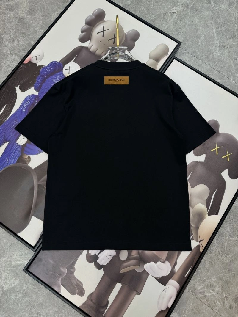 ComfortFit Louis Vuitton T-Shirts 136226