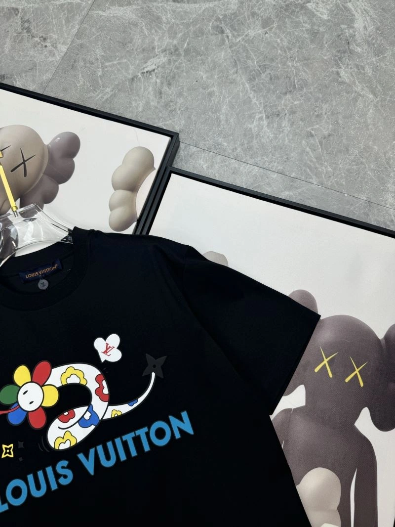 ComfortFit Louis Vuitton T-Shirts 136226