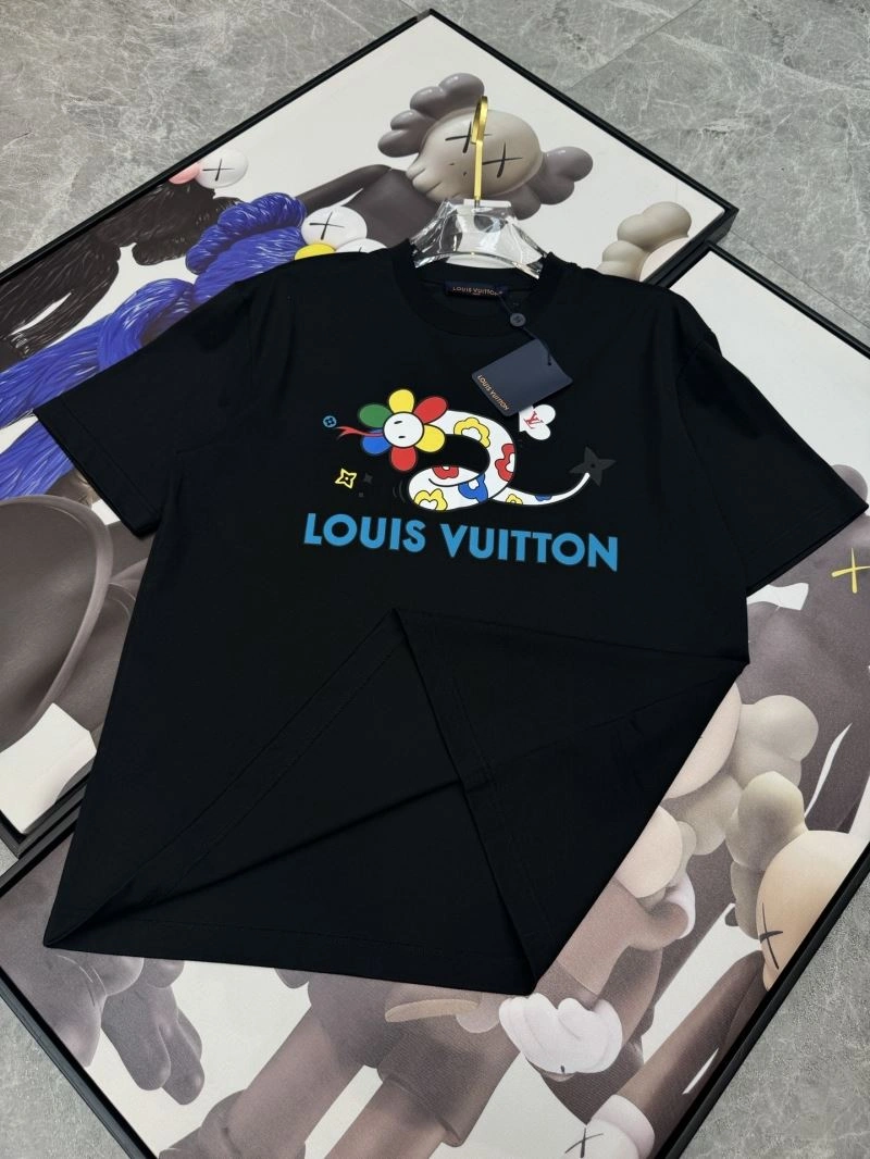 ComfortFit Louis Vuitton T-Shirts 136226