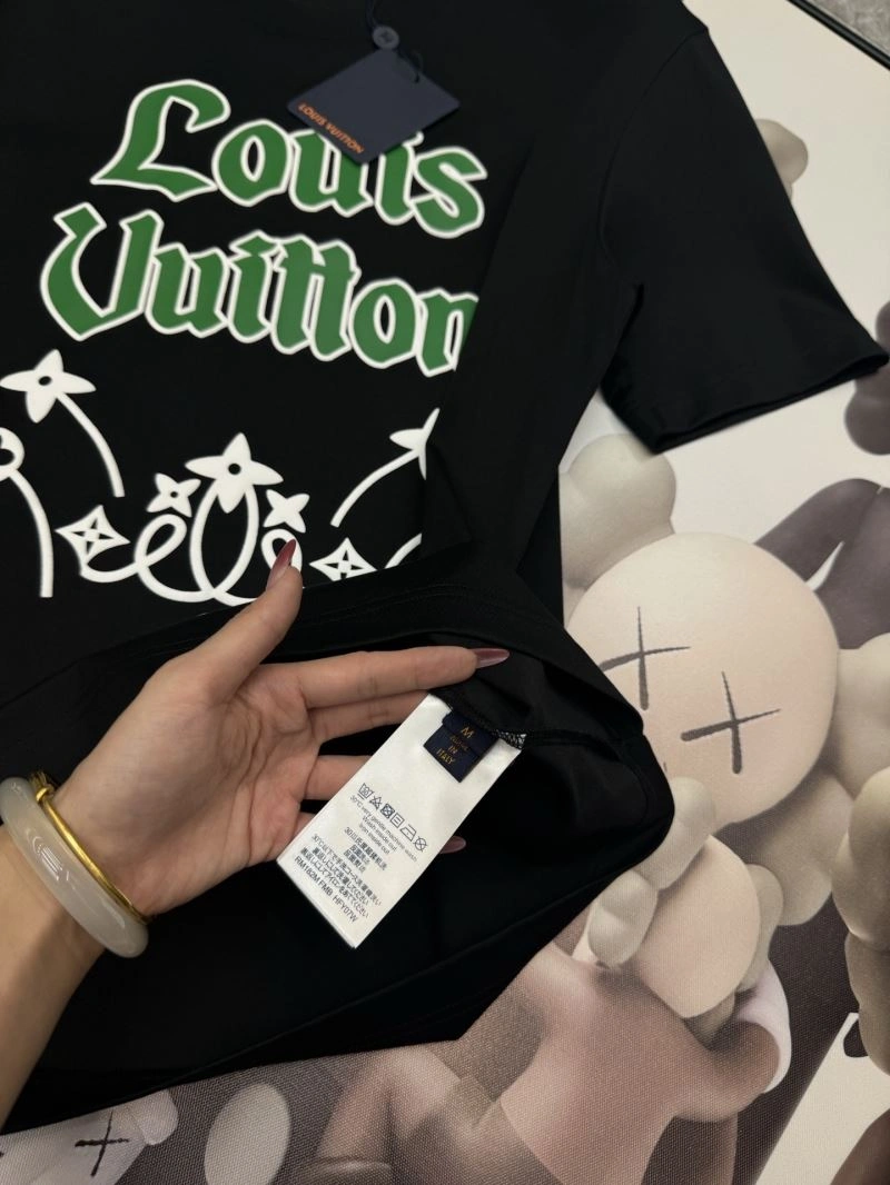 SportInspired Louis Vuitton T-Shirts 136229