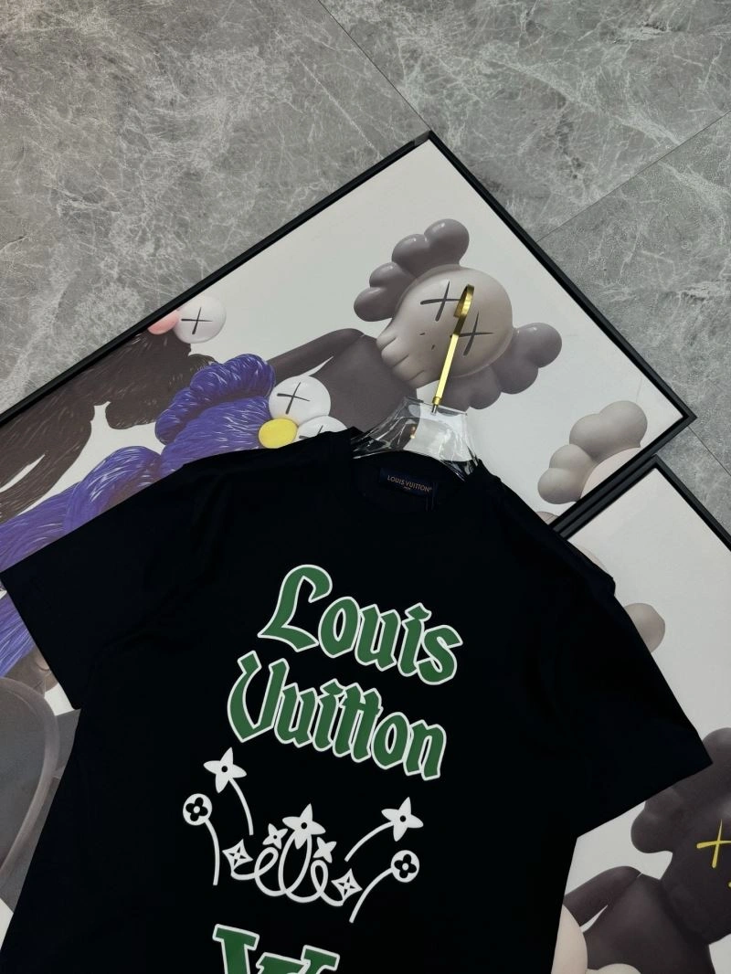 SportInspired Louis Vuitton T-Shirts 136229