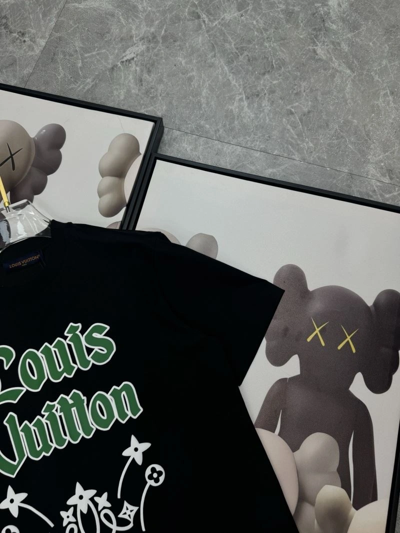 SportInspired Louis Vuitton T-Shirts 136229