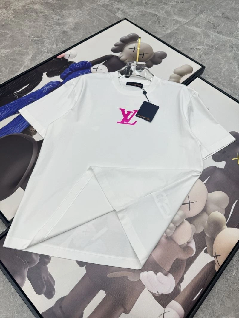 Trendy Louis Vuitton T-Shirts 136235