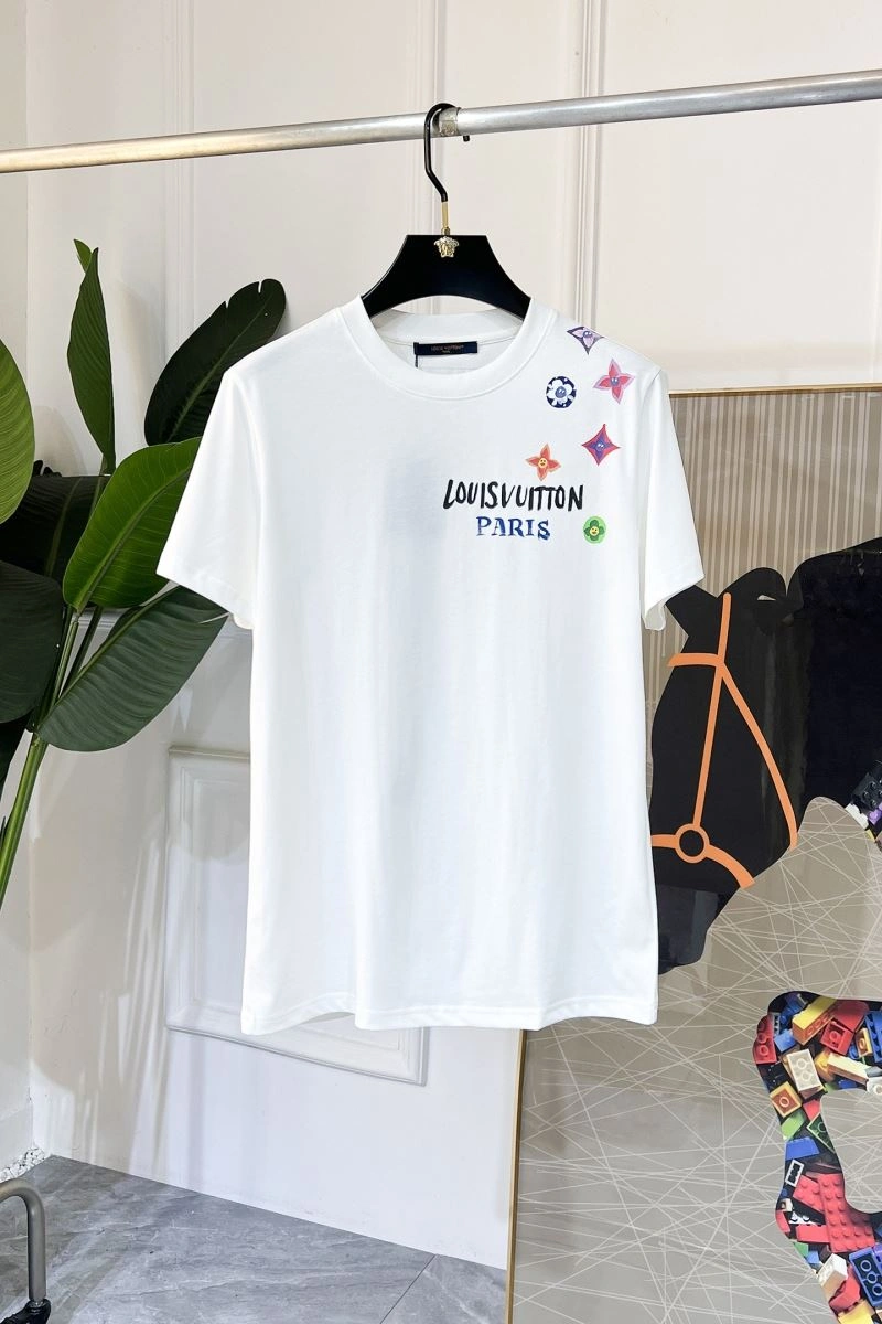 Louis Vuitton T-Shirts Neat 136231