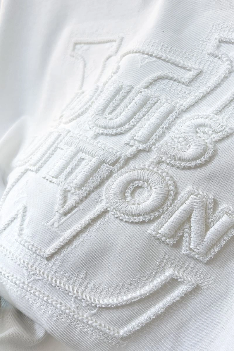 Upgraded Louis Vuitton T-Shirts 136220