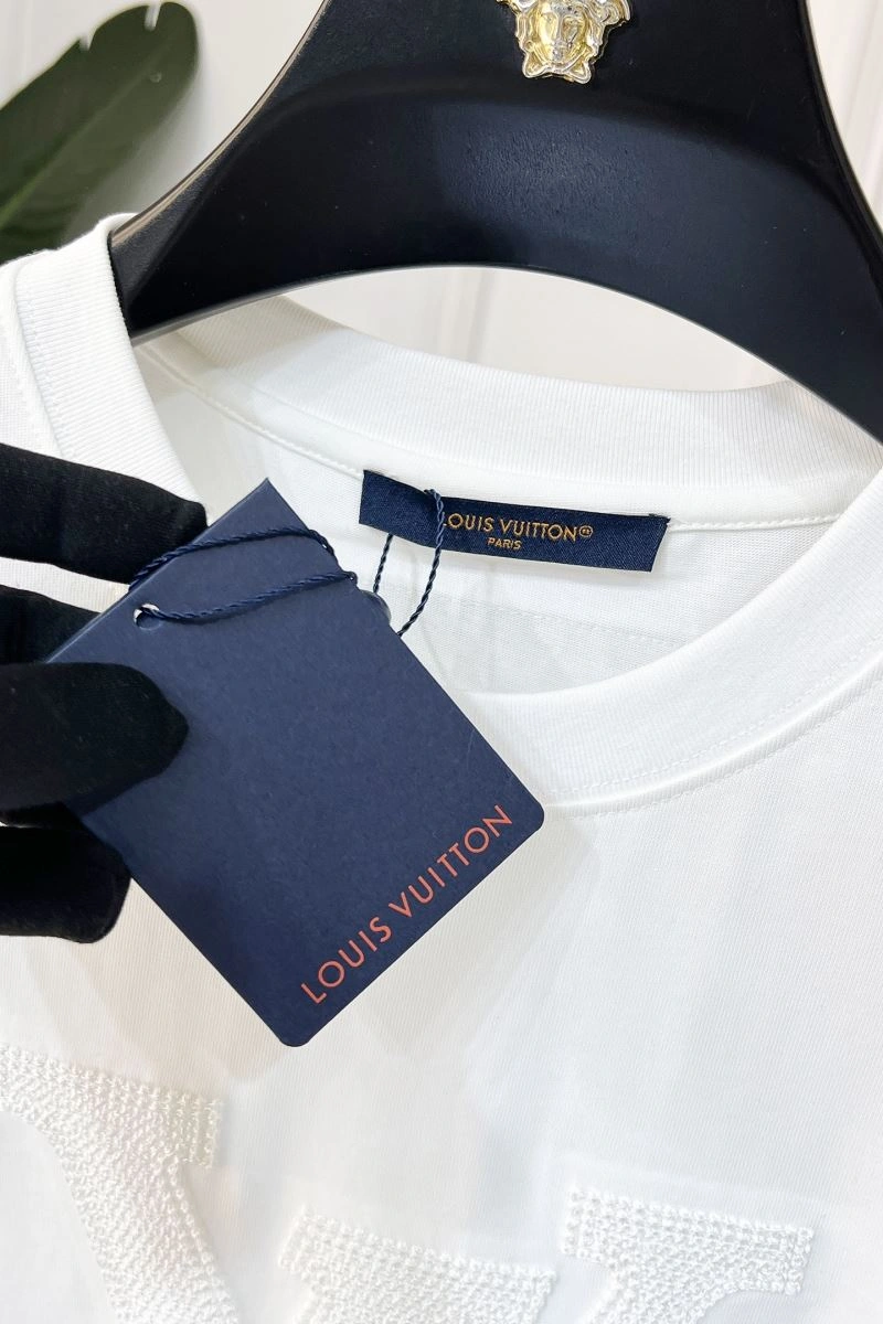 ZeroBulk Louis Vuitton T-Shirts 136217