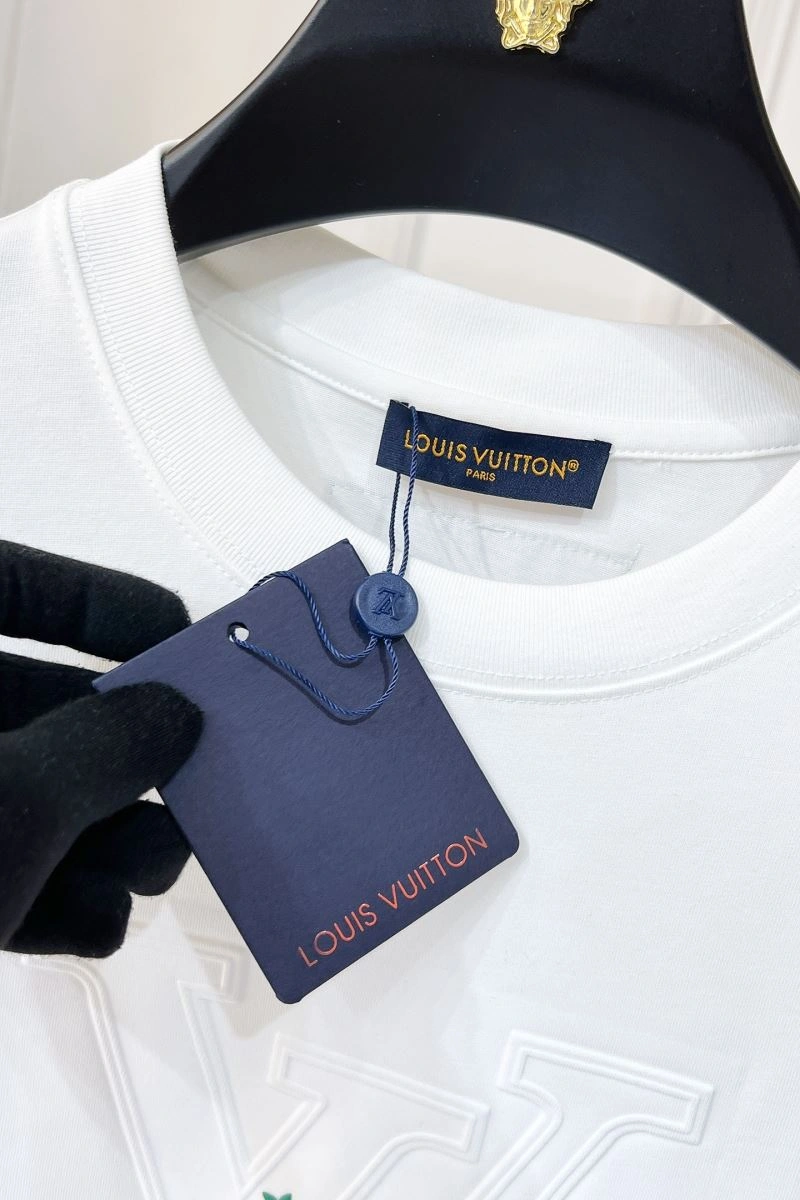Louis Vuitton T-Shirts EasyCare 136224