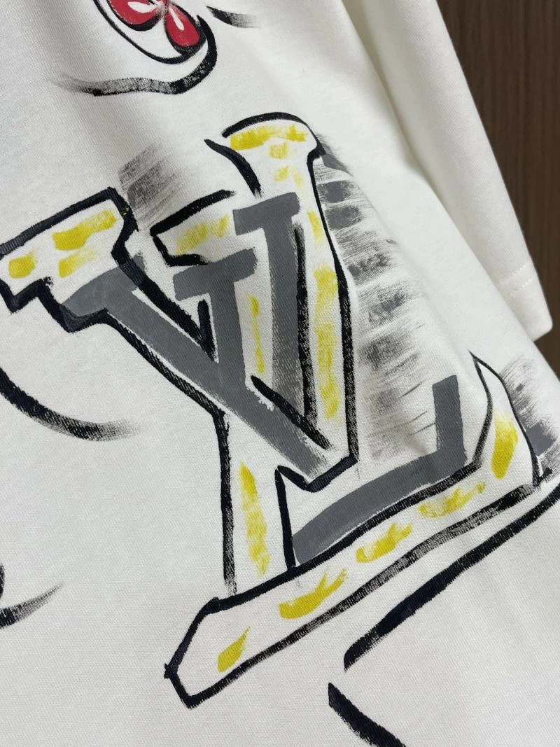 Louis Vuitton T-Shirts Seasonal 136223
