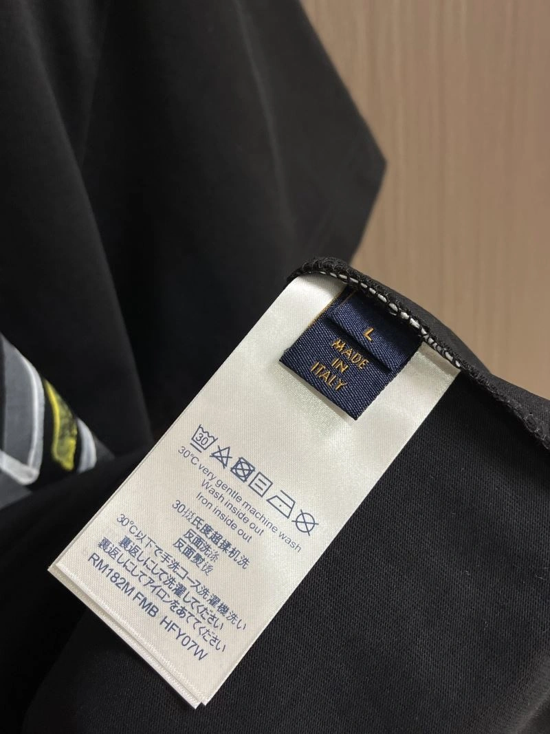 Louis Vuitton T-Shirts QuickDry 136232