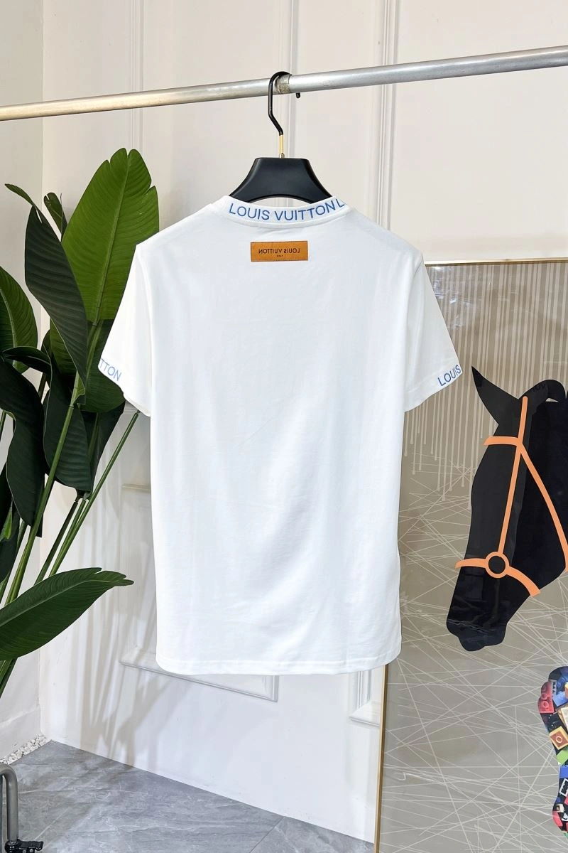 OnTrend Louis Vuitton T-Shirts 136227