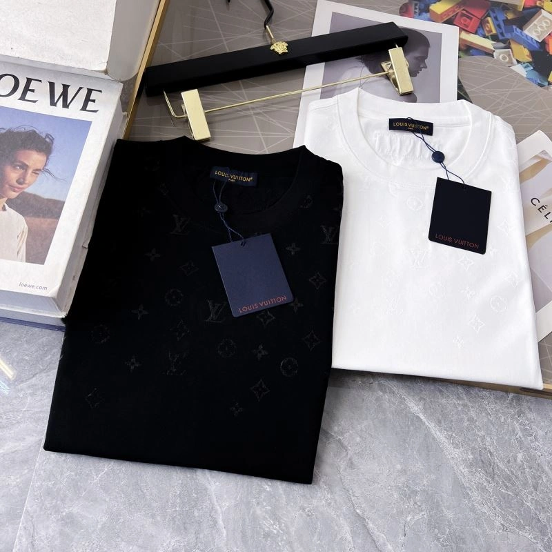 Louis Vuitton T-Shirts OnTrend 136239