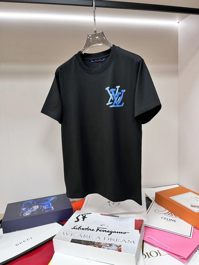 OnTrend Louis Vuitton T-Shirts 136233