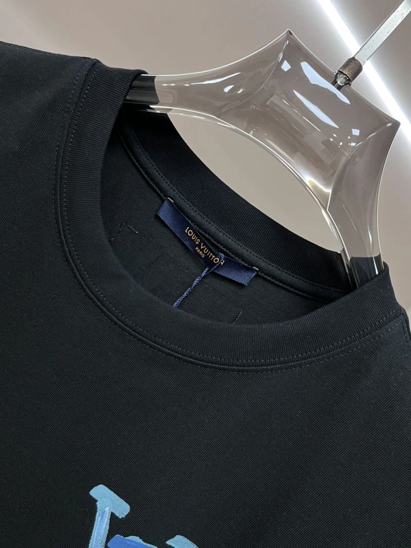OnTrend Louis Vuitton T-Shirts 136233