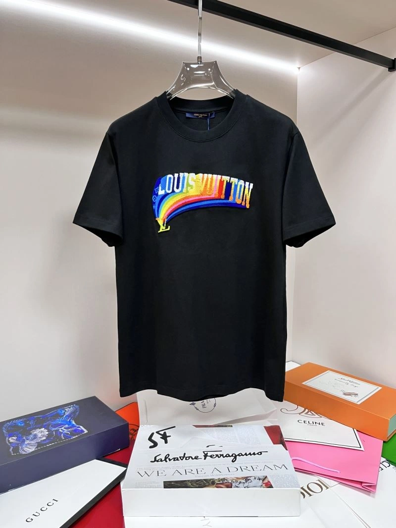 MultiPurpose Louis Vuitton T-Shirts 136218