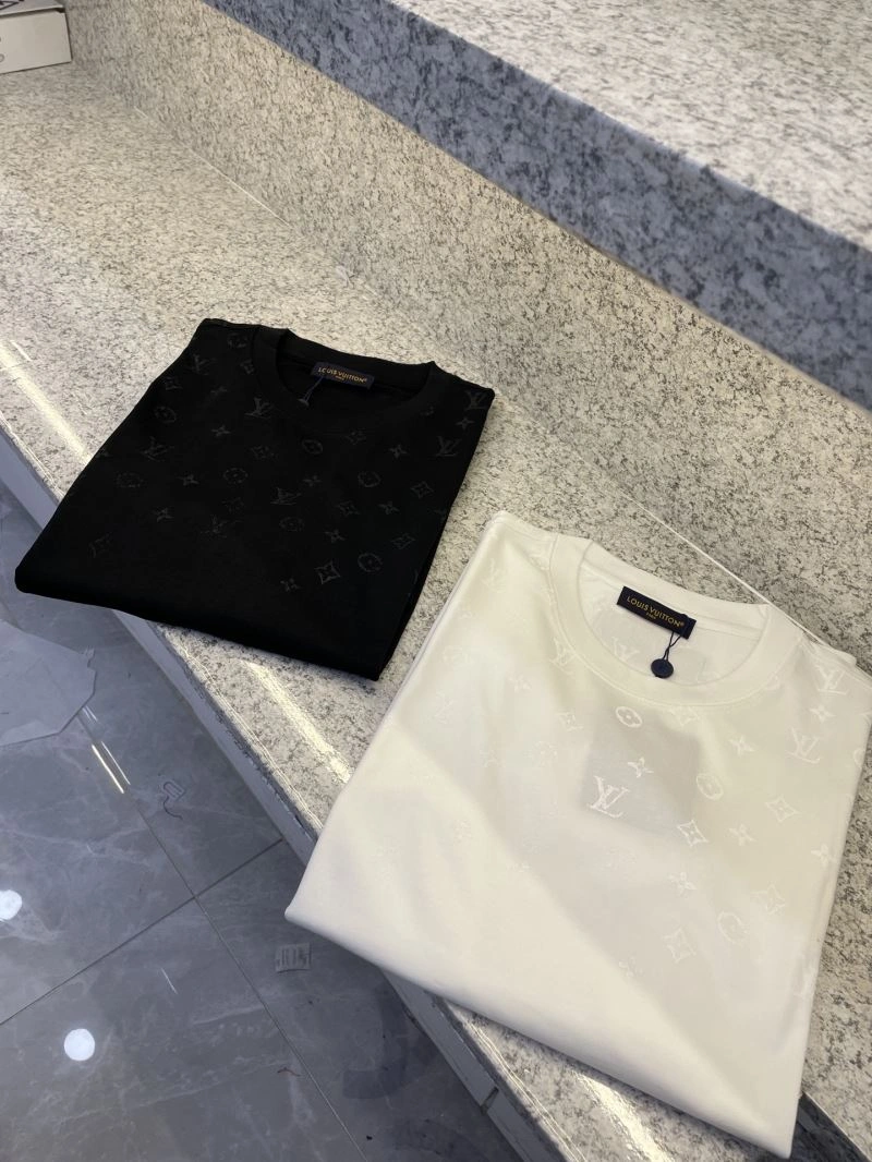 OdorResistant Louis Vuitton T-Shirts 136205