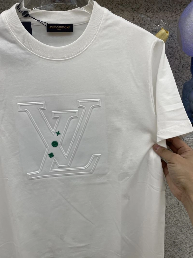FlexibleFit Louis Vuitton T-Shirts 136211