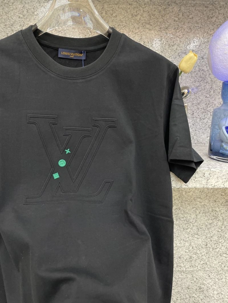 FlexibleFit Louis Vuitton T-Shirts 136211