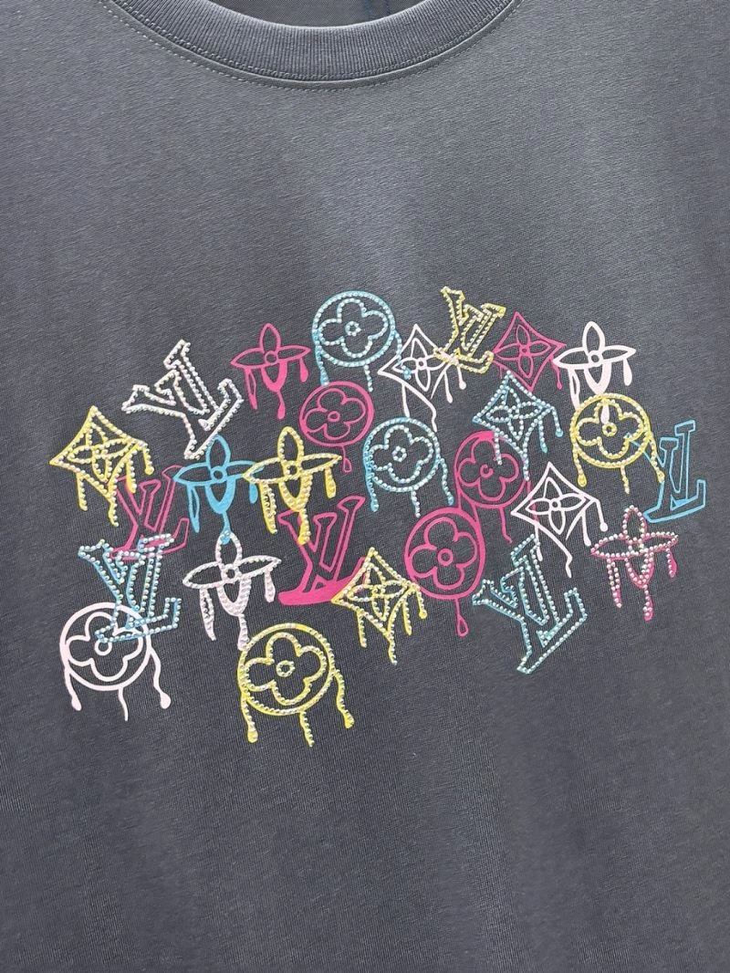 Louis Vuitton T-Shirts OdorResistant 136210