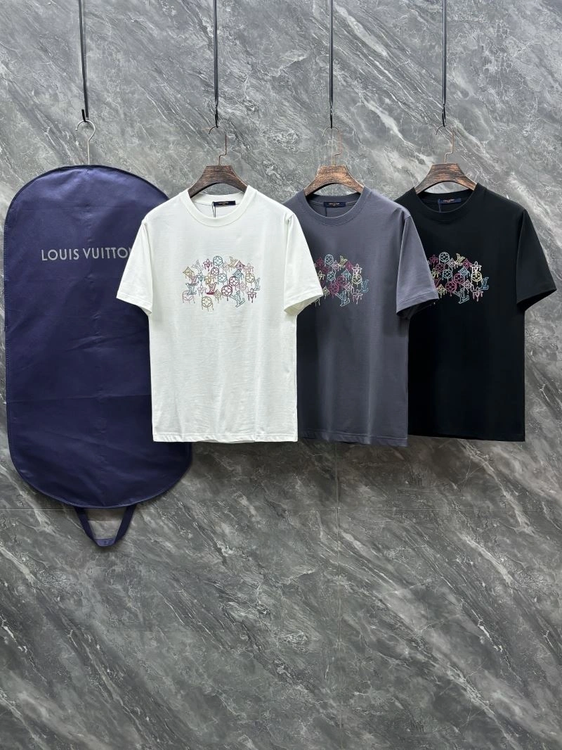 FreshLook Louis Vuitton T-Shirts 136204